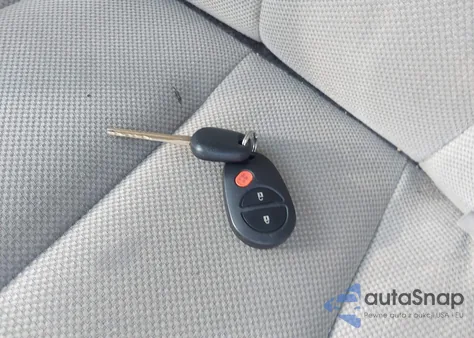 2014 Toyota Sienna L V6 7 Passenger z USA, uszkodzony, nr VIN 5TDZK3DCXES457376